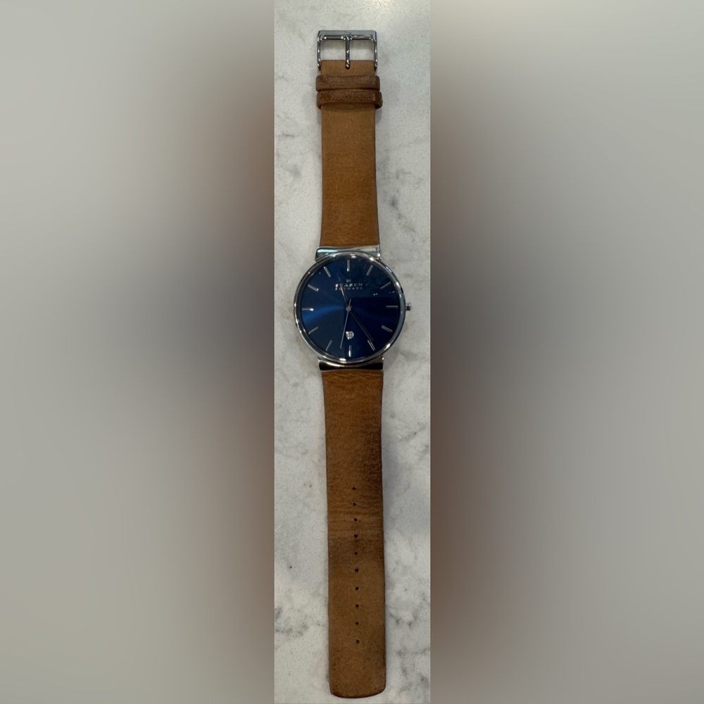 Skagen watch - blue face - light beige suede strap